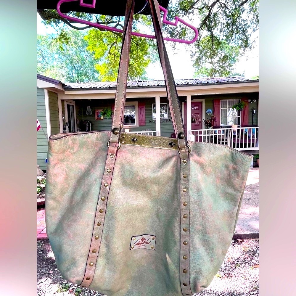 Patricia Nash Bienvenue distressed leather Tote